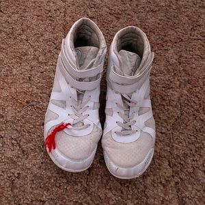 nfinity cheer shoes hightop size women’s 7